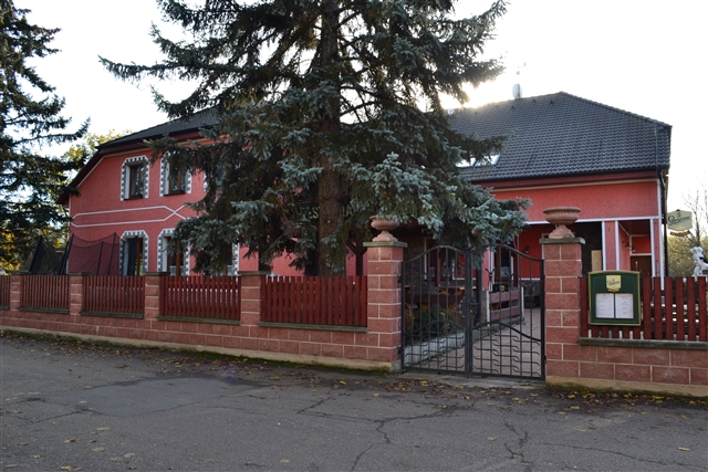 Penzion U Krbu v Lišnici — pohled z ulice
